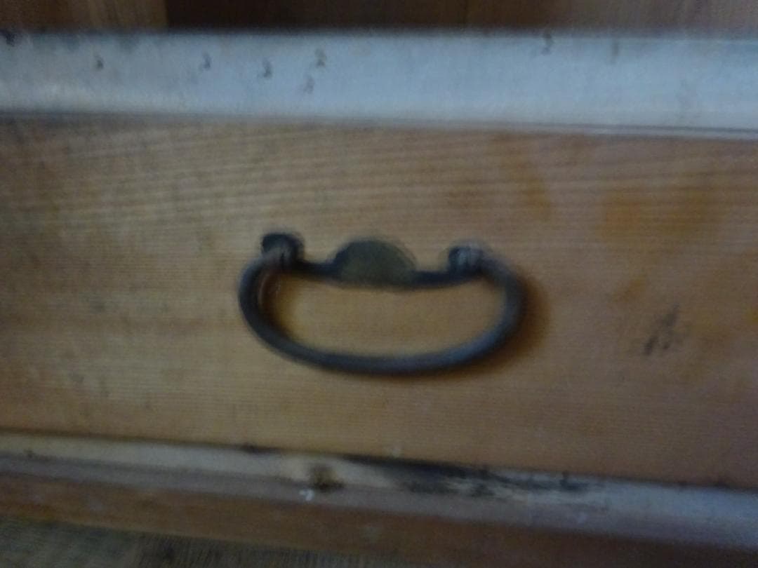 戸棚　本棚　飾り棚　上下に分かれる　アンティーク　レトロ