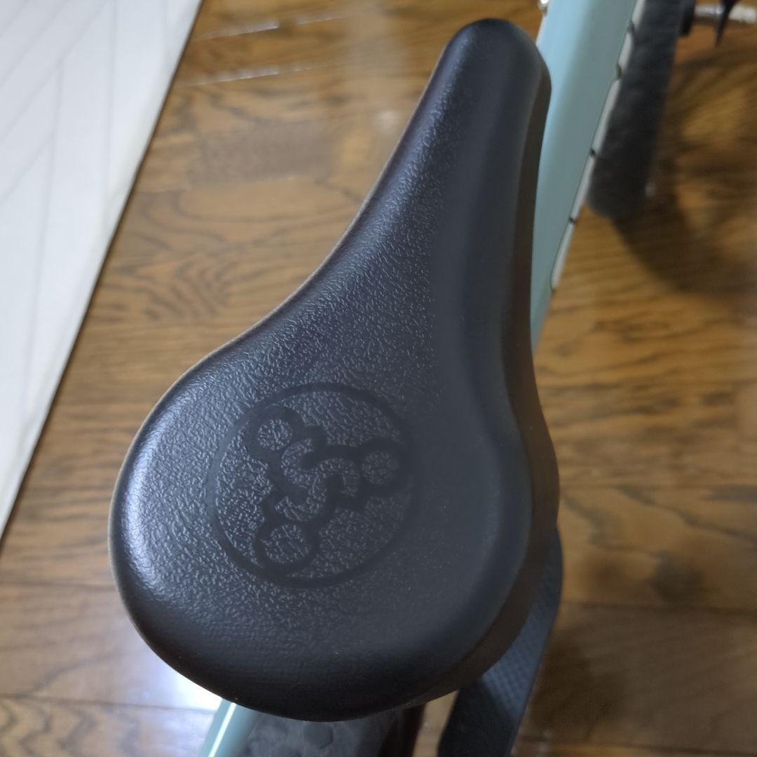 ストライダー　2023年限定色アイスブルー