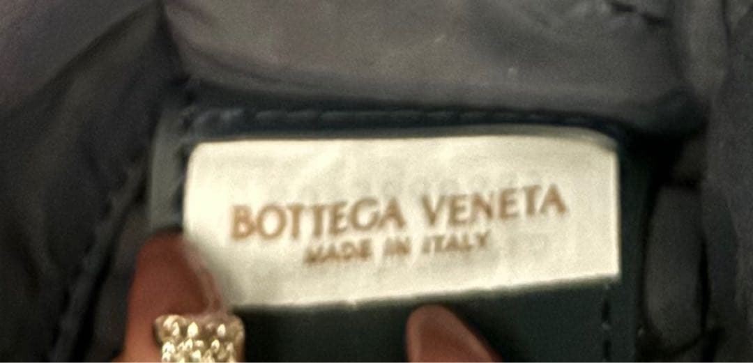 Bottega Veneta パデッド カセット ナイロン ショルダーバッグ