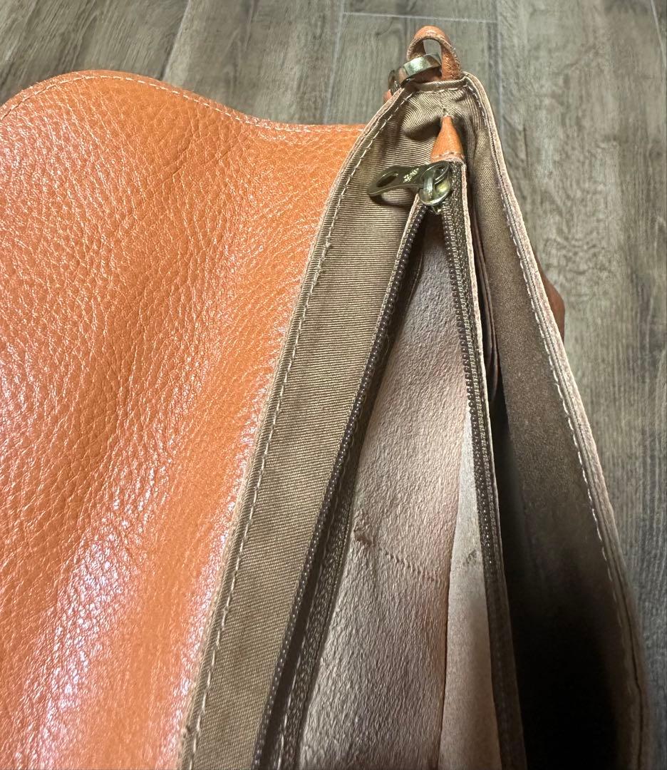 イルビゾンテ IL BISONTE ウォレットショルダーポーチショルダーバッグ