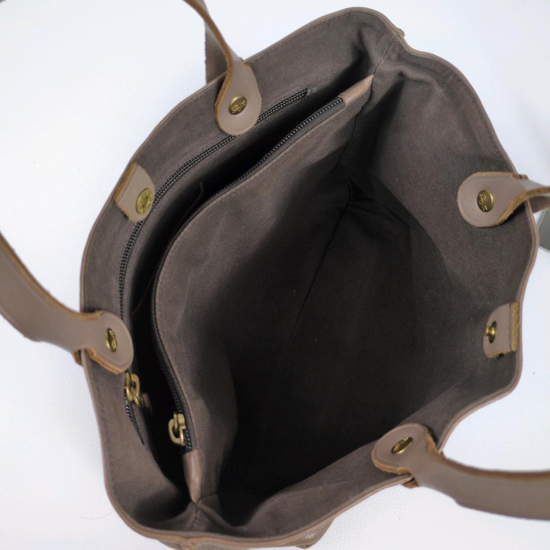 イルビゾンテ ハンドバッグ トートバッグ レザー グレージュ ロゴ型押し