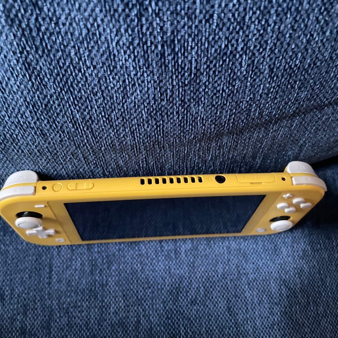 ニンテンドースイッチ　ライト　[充電器付き]