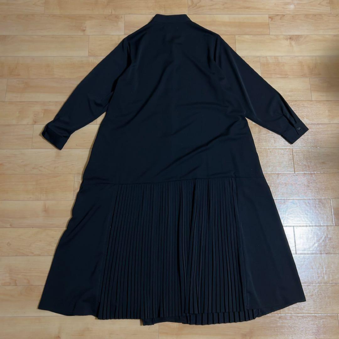 美品　SUM1 STYLE スミスタイル ランダムアンダープリーツワンピース