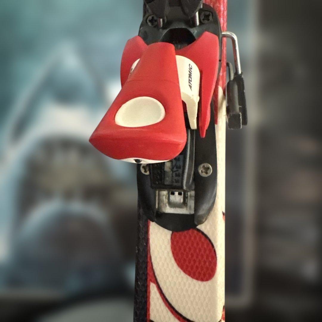 Atomic スキー板 赤 白 バインディング付き　150