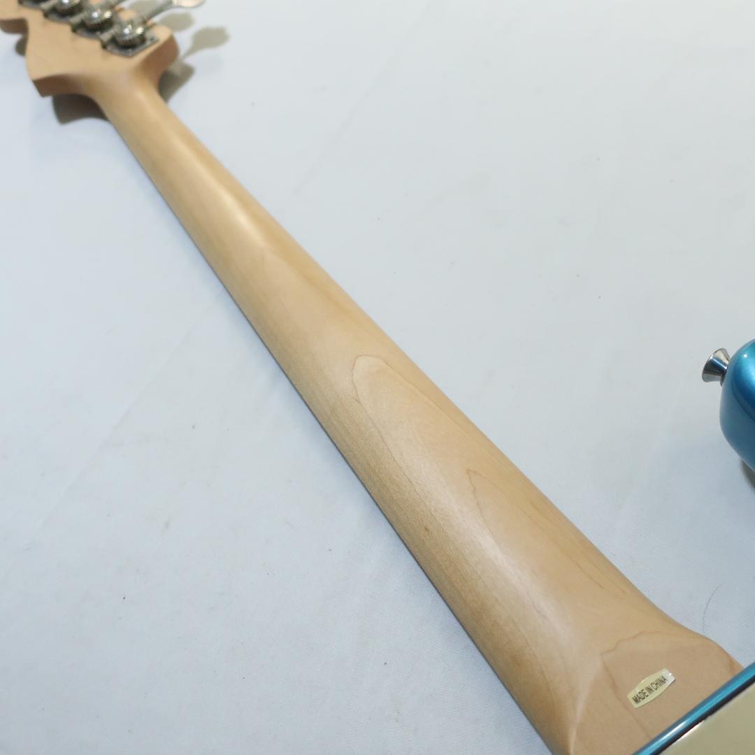 Bacchus BJB-300R エレキベース ブルー ケース付