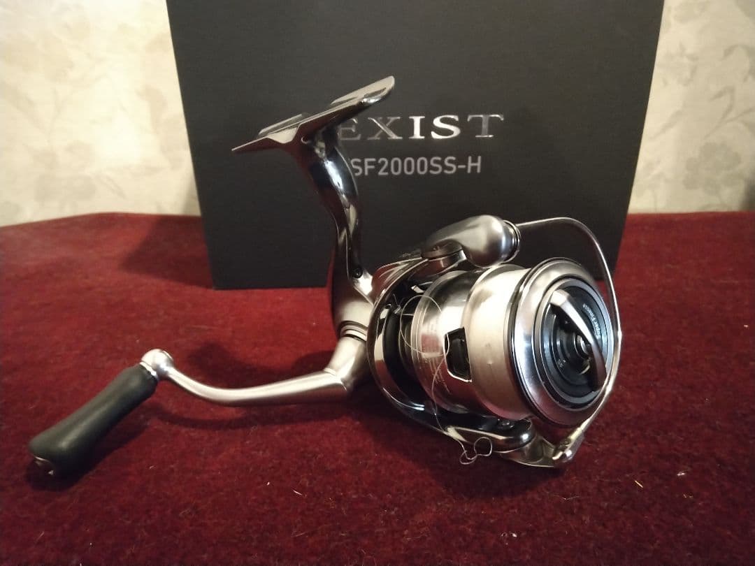 EXIST SF2000SS-H スピニングリール