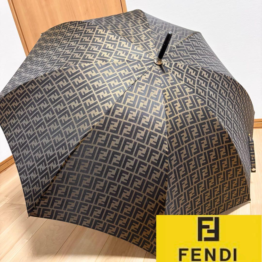 【人気】FENDI フェンディ 傘 ズッカ柄 総柄 茶色 ブラウン