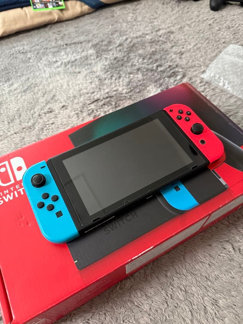 Nintendo Switch 本体 + ソフト2本