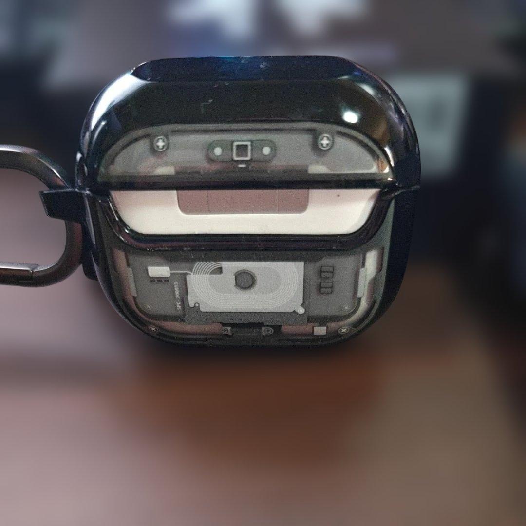 Galaxy Buds3 pro Spigenケース付き