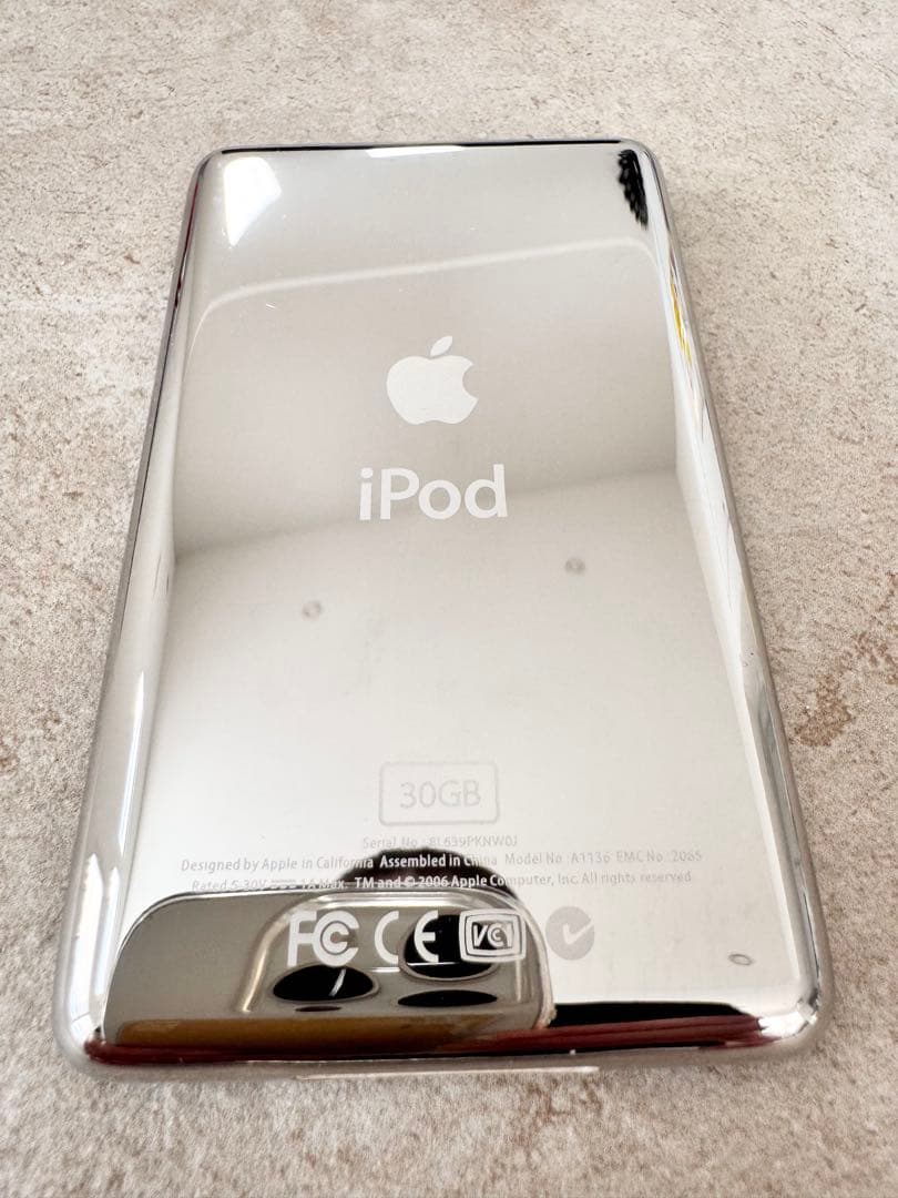 iPod classic 第5世代 カスタム 256GB 新品電池 バックパネル