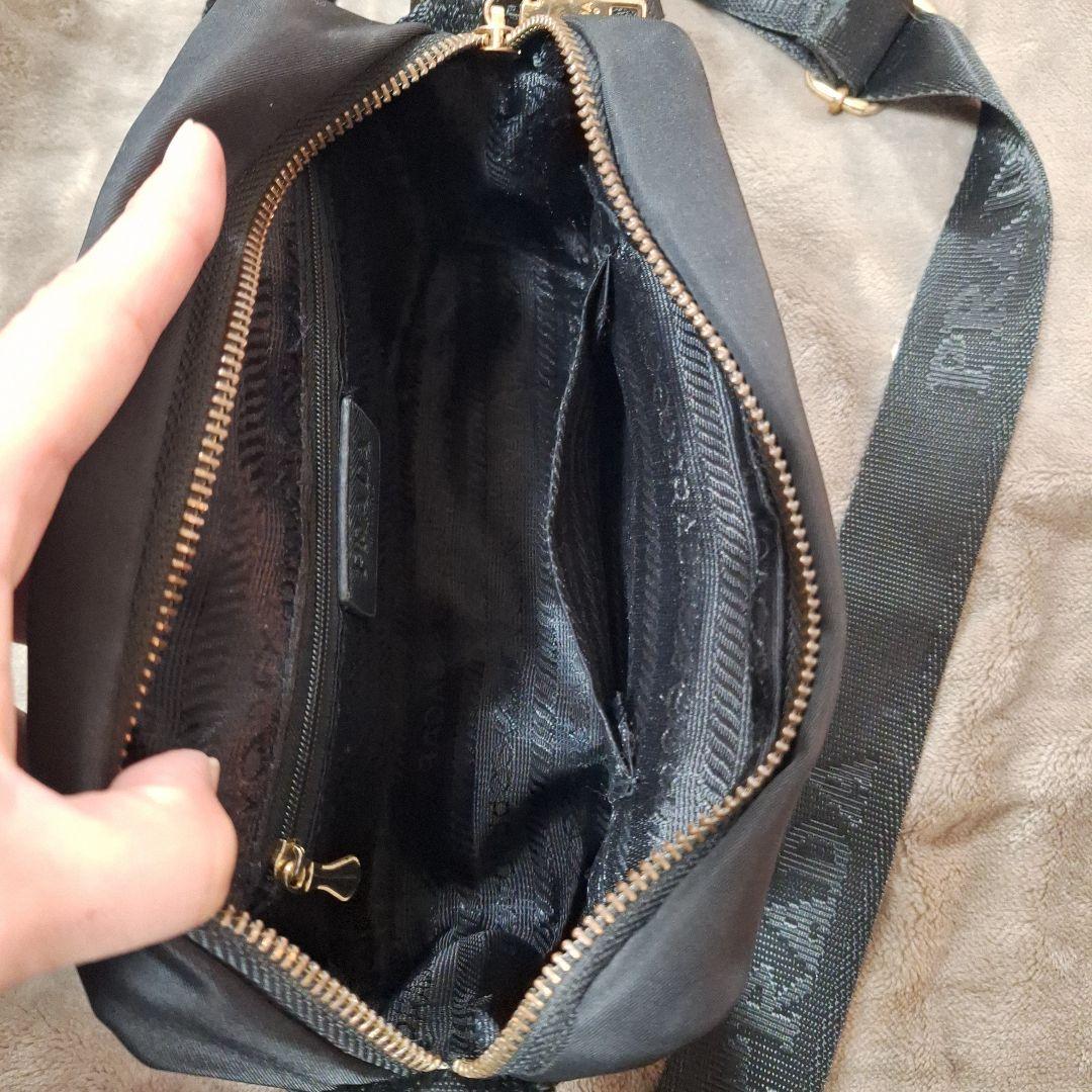 大人気❣️PRADAノベルティショルダーバック ポーチ