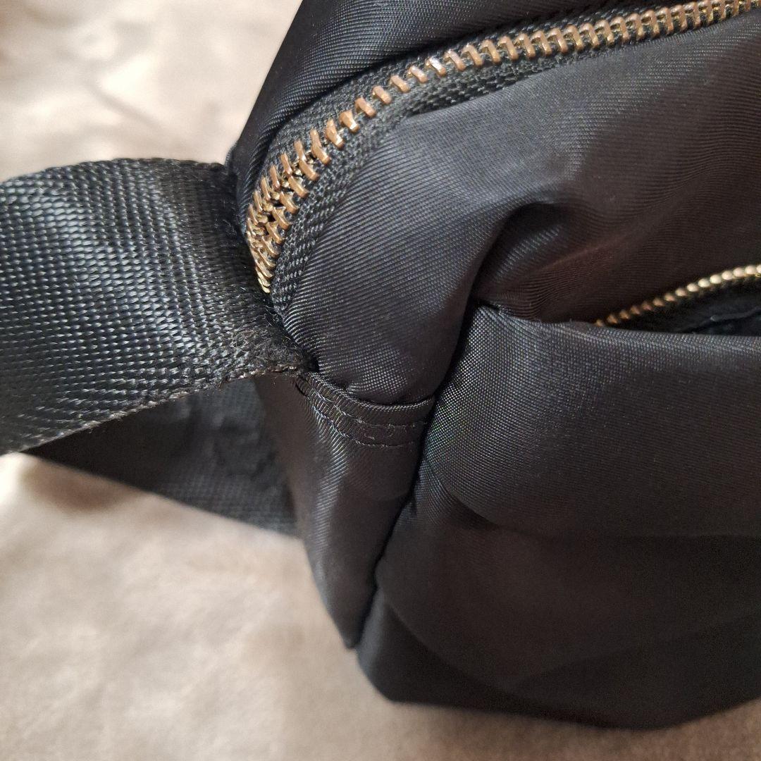 大人気❣️PRADAノベルティショルダーバック ポーチ