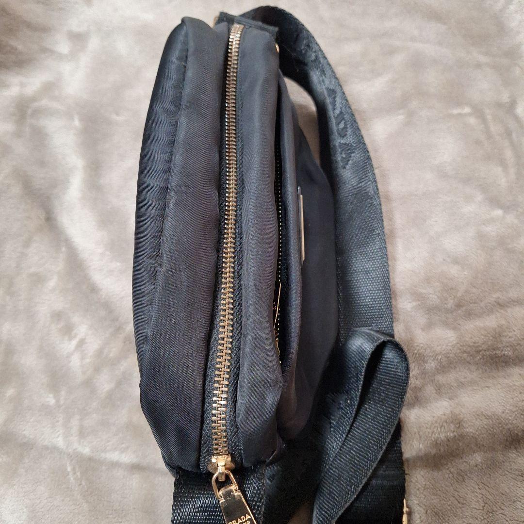 大人気❣️PRADAノベルティショルダーバック ポーチ