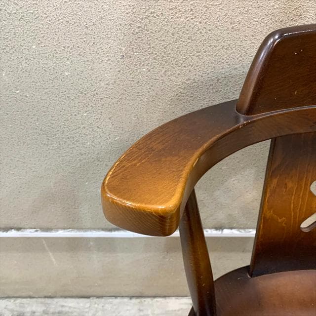 飛騨産業家具ショートアームウィンザーチェア④