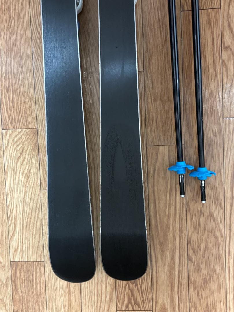 aoさま専用⭐︎KAZAMA ジュニアスキー板＆ストックセット（126cm）