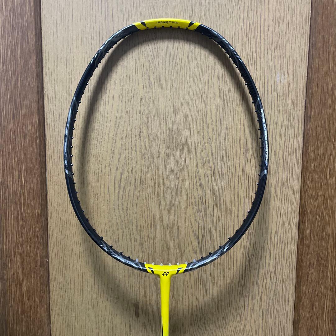 YONEX ナノフレア 1000Z 4UG5