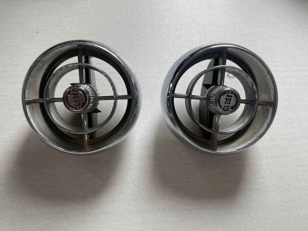 ジムニーエアコン吹き出し口　バス流用 メッキ　ジムニーカスタム　エアコンクーラー