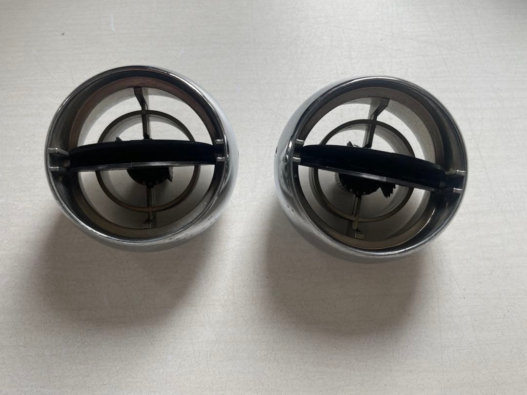 ジムニーエアコン吹き出し口　バス流用 メッキ　ジムニーカスタム　エアコンクーラー