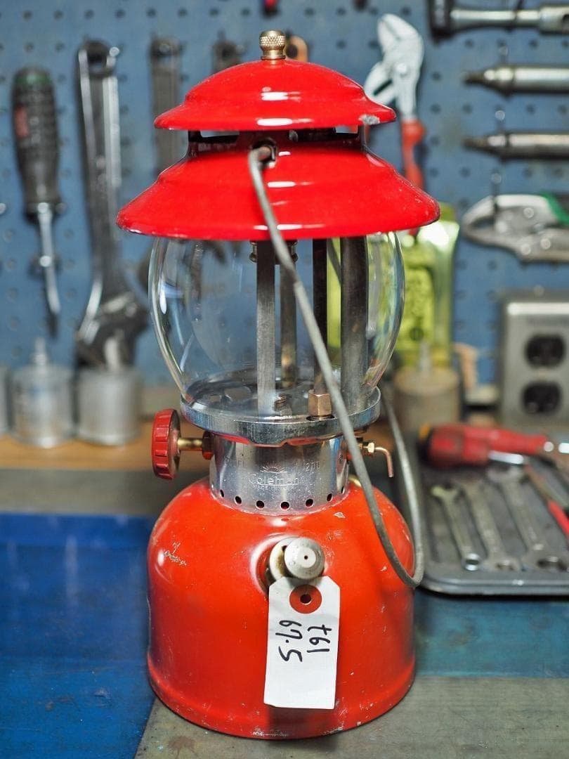 朱色タンク1967年5月製 コールマン 200A ランタン (パテペン) t61