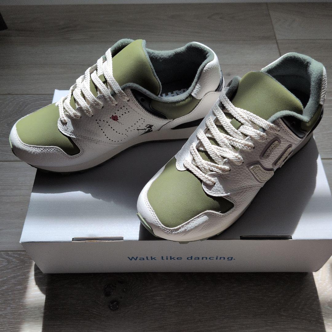 Banksyにゅ～ず✕ BRANDALISED 限定スニーカー『BONSAI』