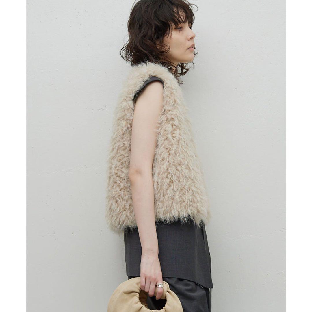 【新品未使用タグ付き】ガリャルダガランテ フェイクファーベスト