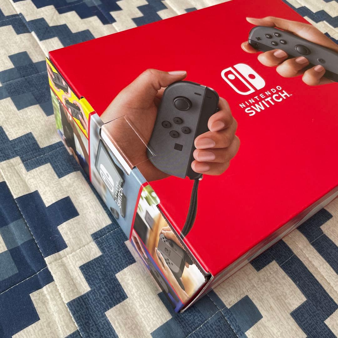 Nintendo Switch グレー 本体 Joy-Con付き　新品未使用