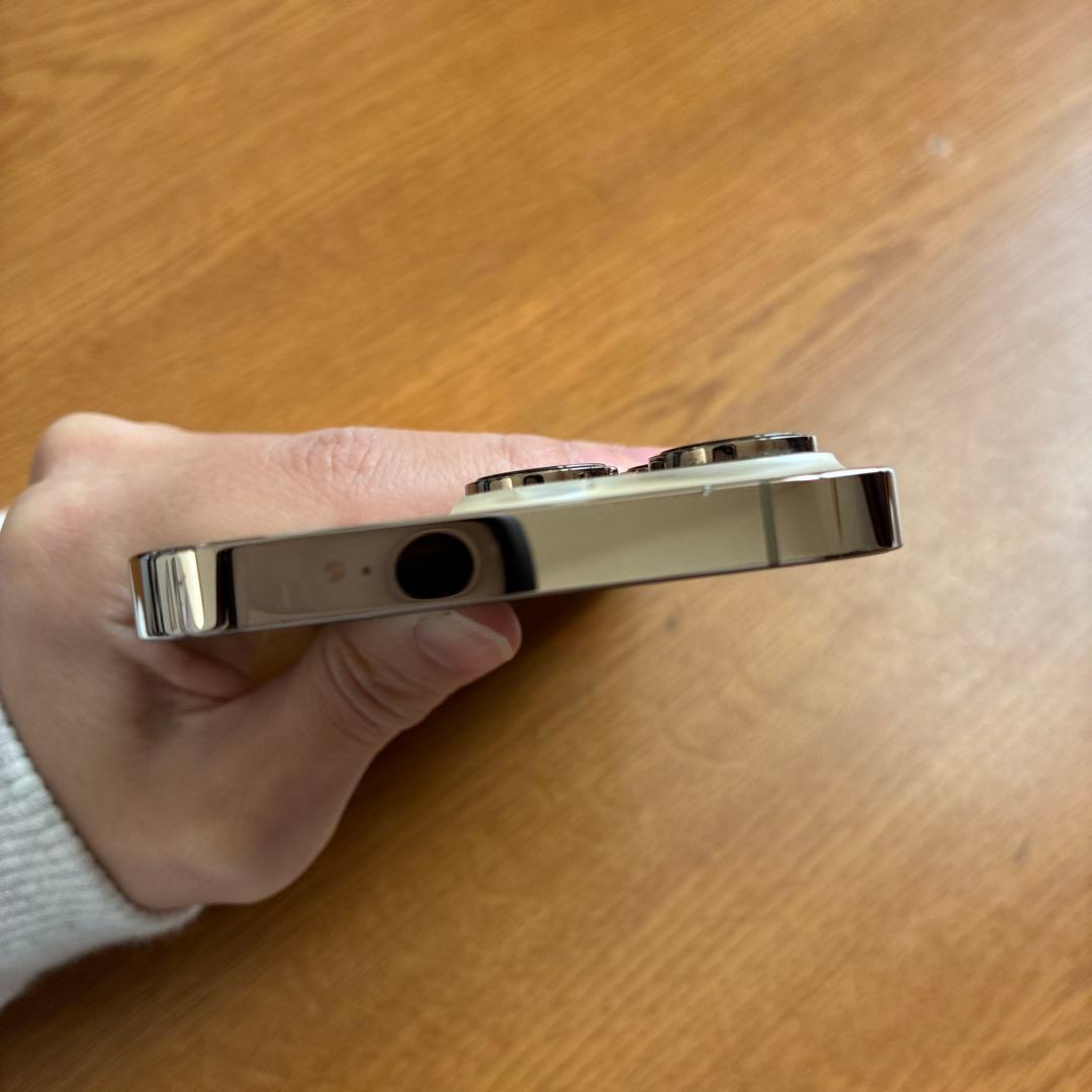 iPhone14pro 128GB ゴールド　SIMフリー