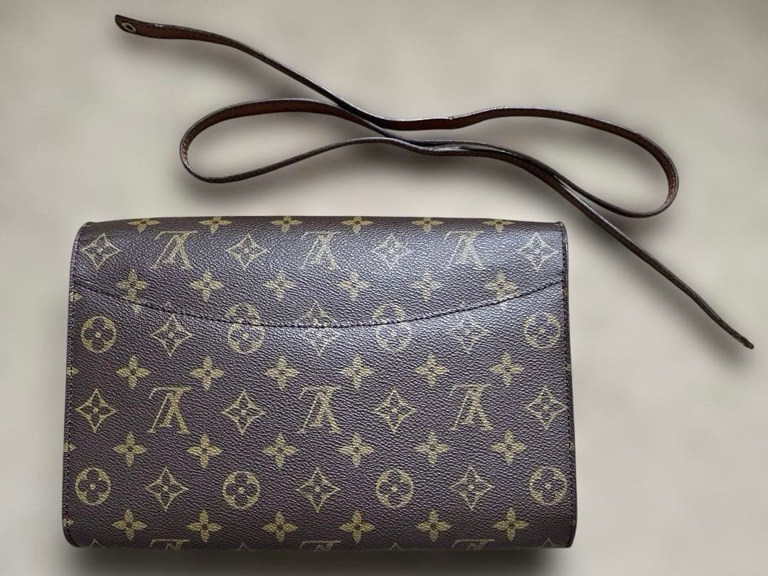 美品ルイヴィトン ボルドー M51797 2WAY ショルダー&クラッチバッグ