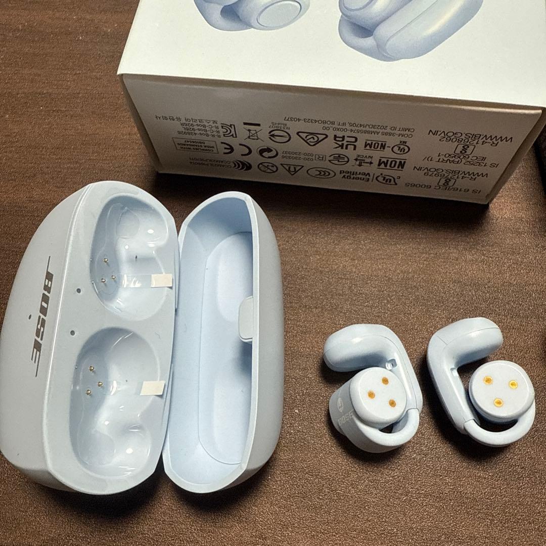 BOSE Ultra Open Earbuds & ワイヤレスシリコンケース