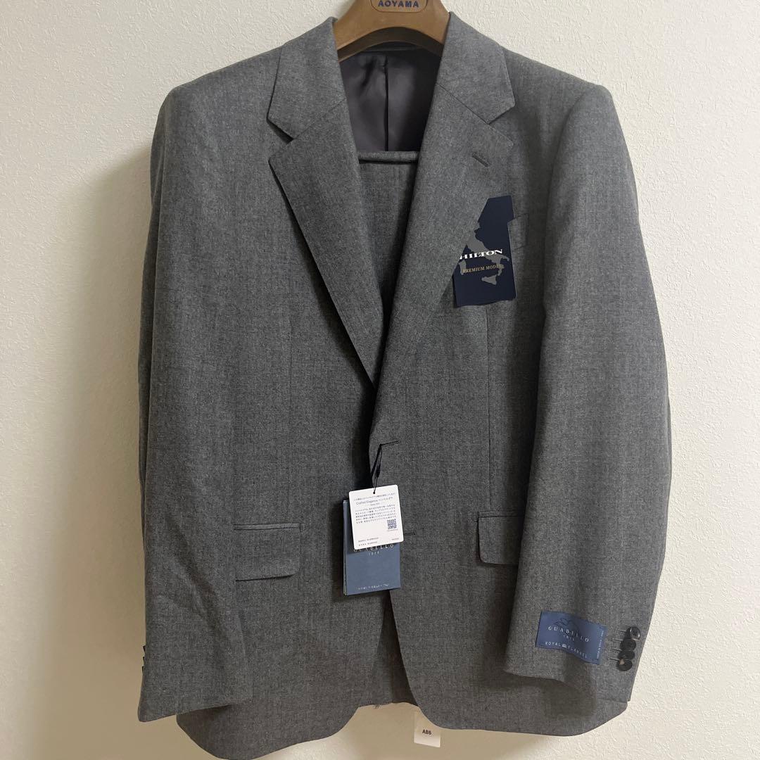 ヒルトングレージャケットパンツスーツ未使用品AB5