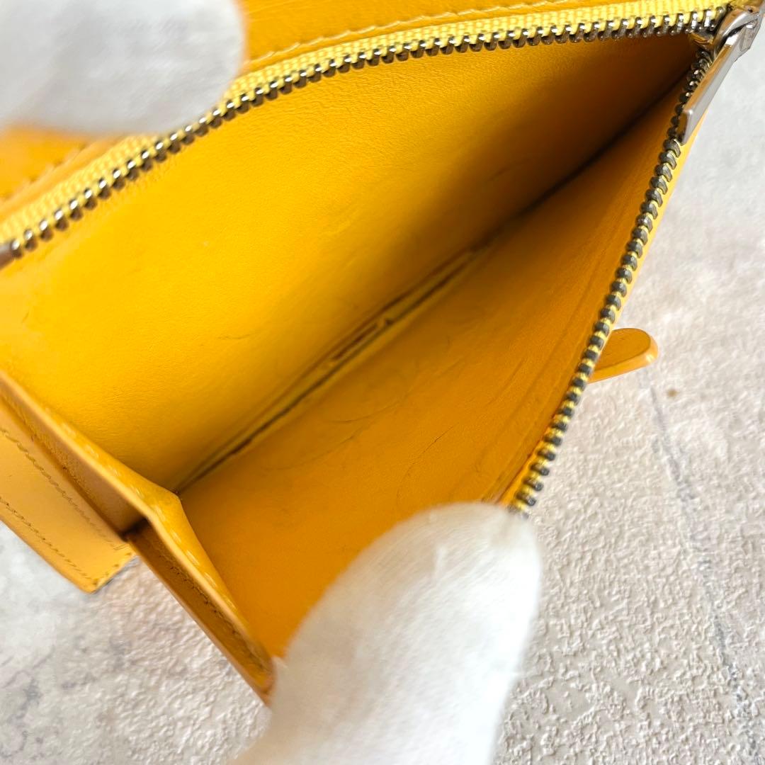 フィービー期✨セリーヌ ミディアムストラップウォレット レザー ブラック