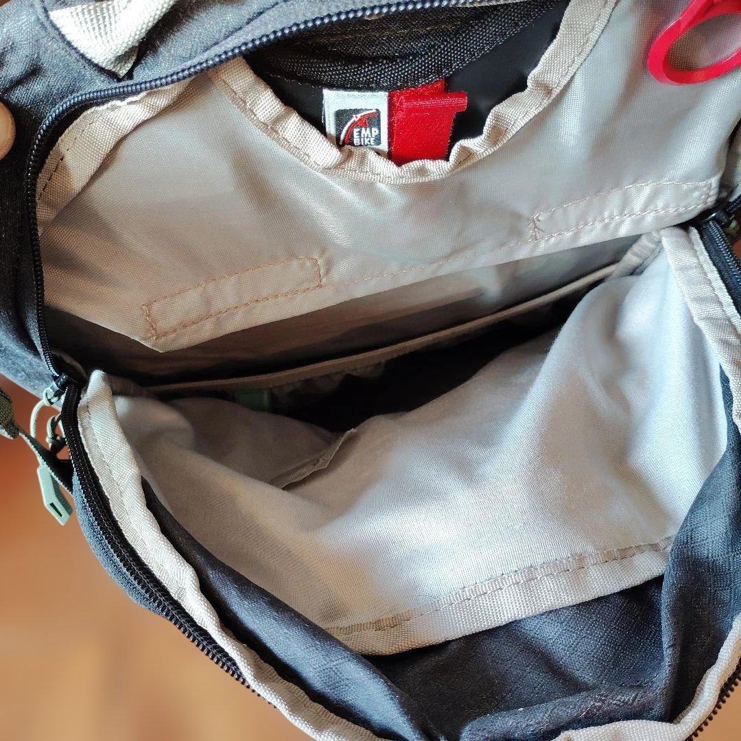 VAUDE Bracket 16 バックパック ダークグレー/グリーン