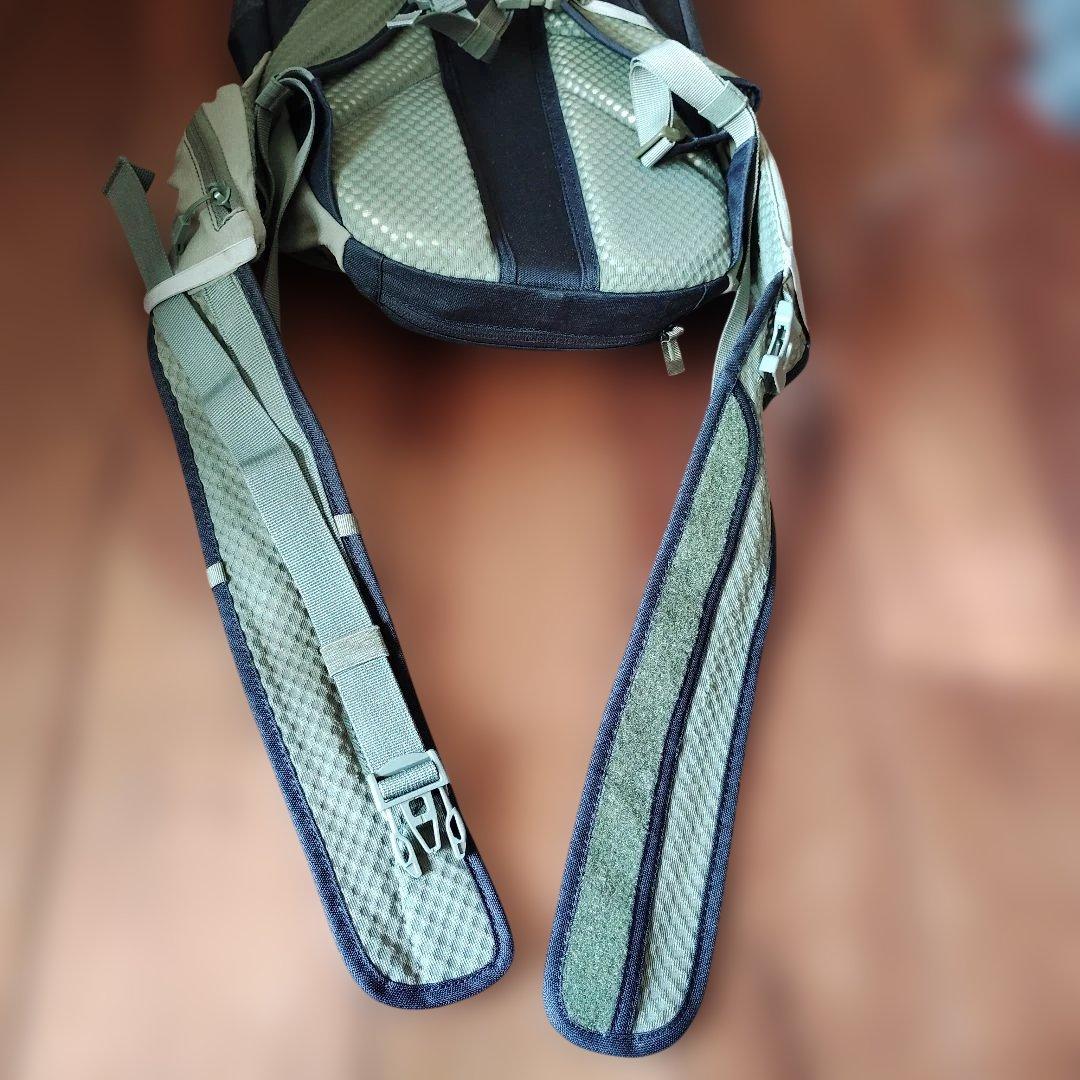 VAUDE Bracket 16 バックパック ダークグレー/グリーン