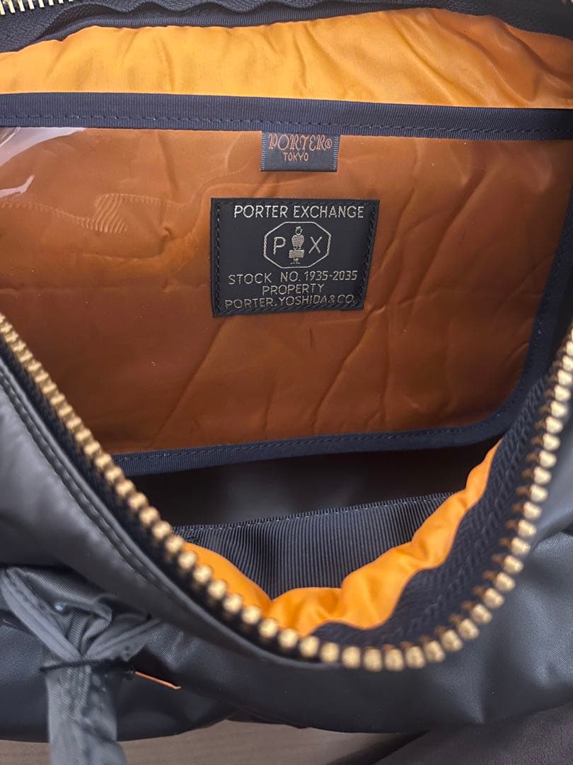 新品タグ付き　PORTER EXCHANGE ボストンバッグ　シルバーグレー