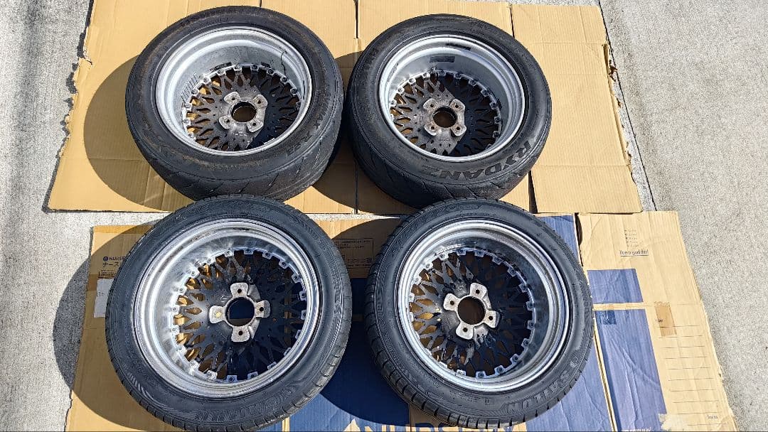 SSR TYPED16インチ4穴114.3 7J25　2本4穴8J　26 2本