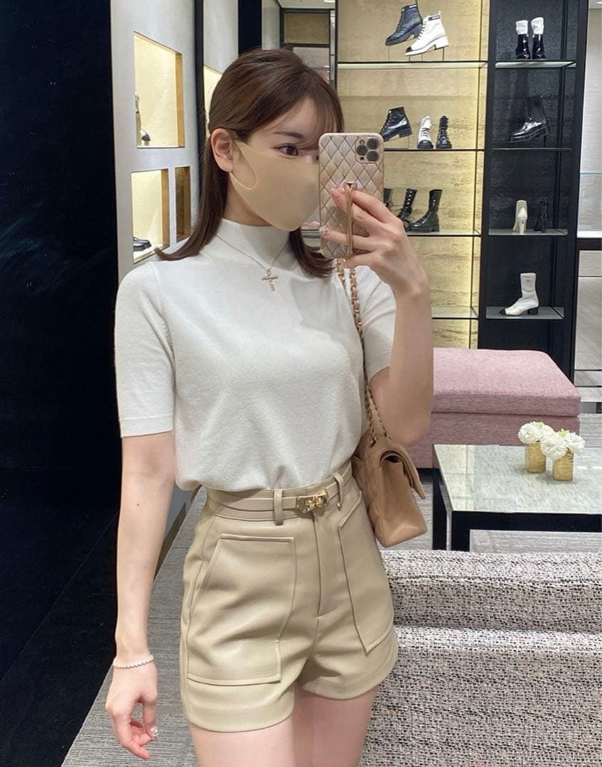 QUNG ベージュ ハイウエスト ショートパンツ Toujours belt