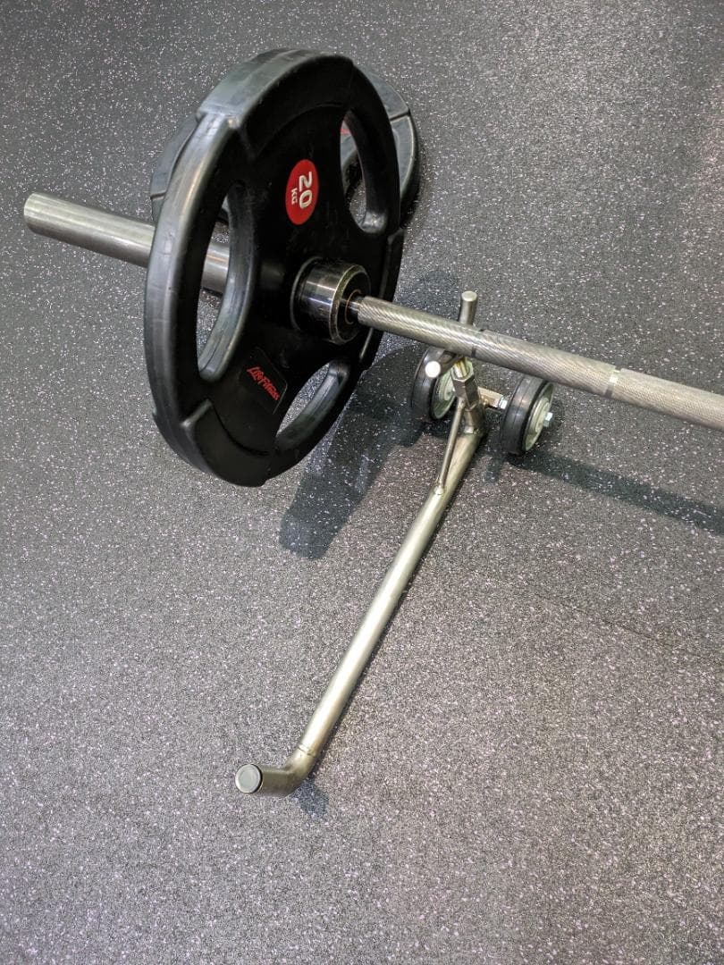 バーベルジャッキ　ステンレス製　タイヤ付で楽に上がる　便利　競技集中できる