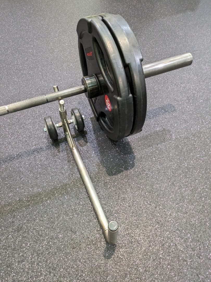 バーベルジャッキ　ステンレス製　タイヤ付で楽に上がる　便利　競技集中できる