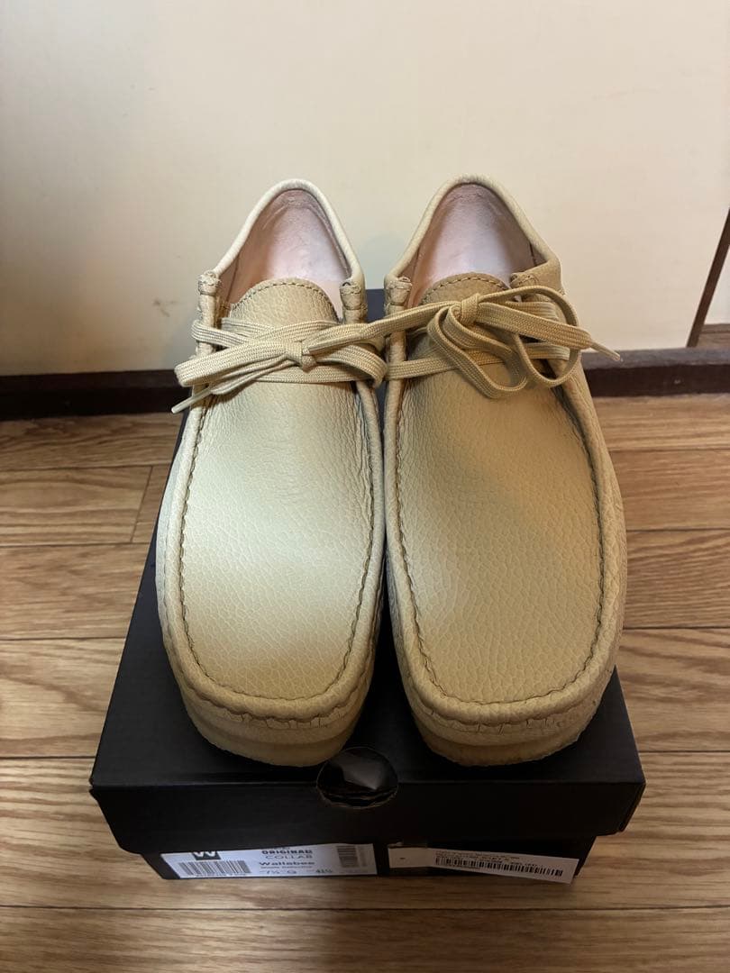 supreme x clarks ワラビー