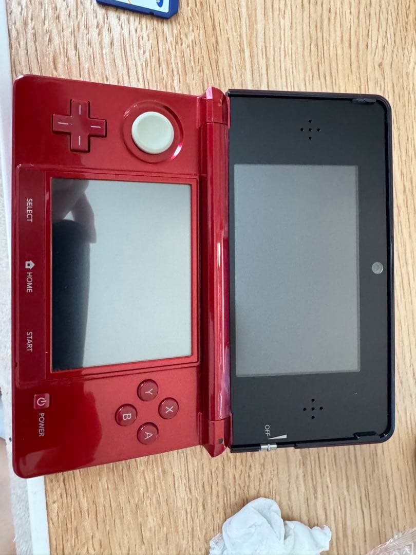 ニンテンドー3DS メタリックレッド 本体
