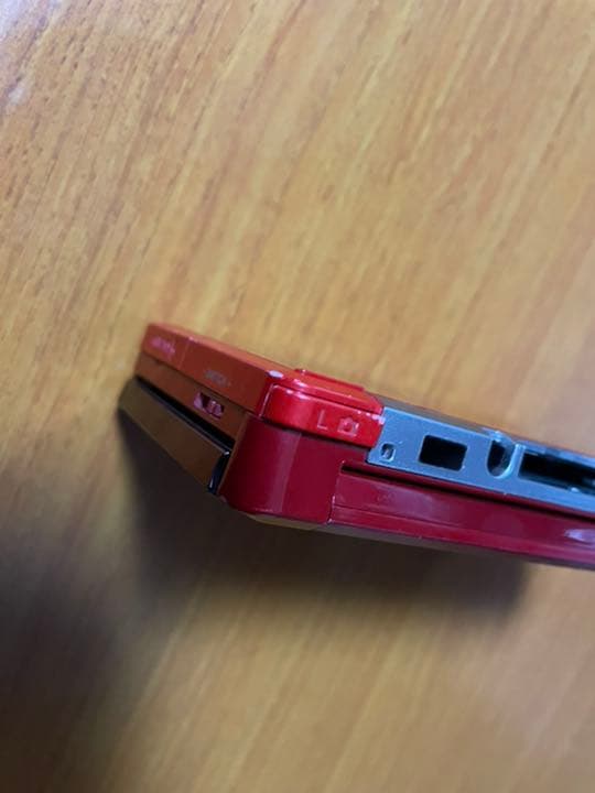 ニンテンドー3DS メタリックレッド 本体