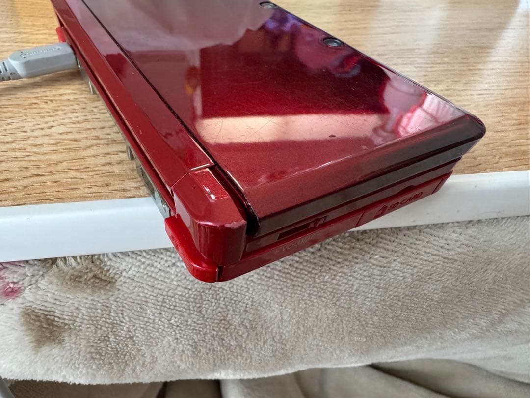 ニンテンドー3DS メタリックレッド 本体