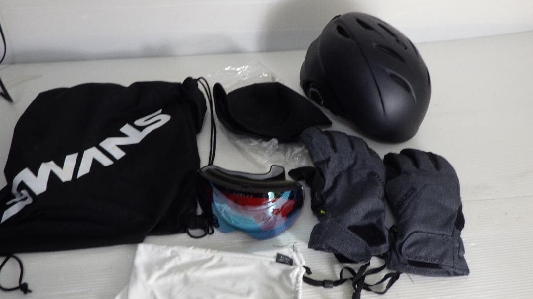 n*i様 729/SWANSヘルメットOAKLEY PRIZM ゴーグル バート