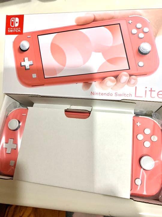 ◆Nintendo switch lite コーラル◆