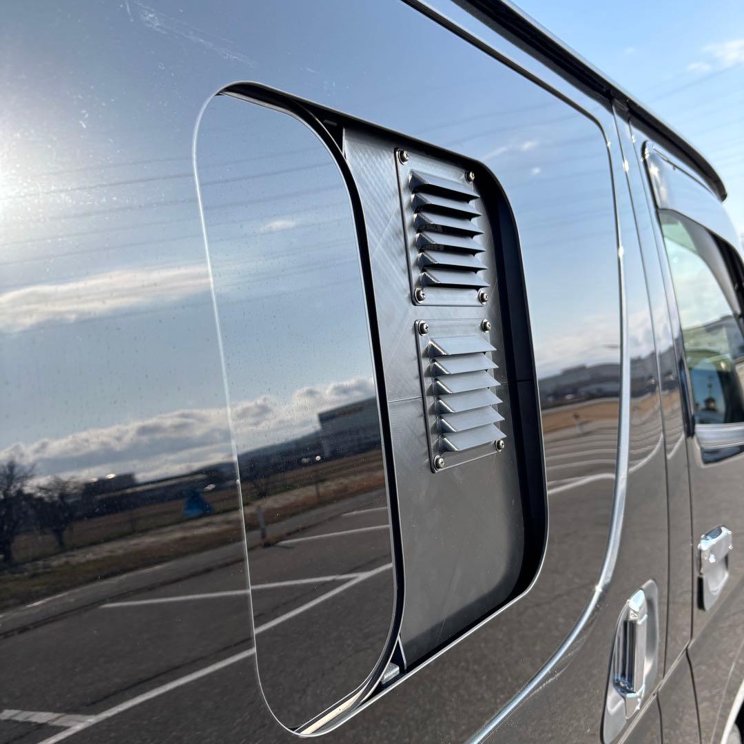 ハイエース 換気扇 2連 ４型 〜 USBファン ABS製 結露対策 運転席側