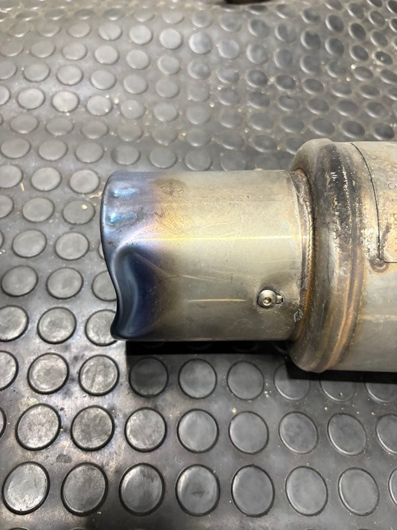 LA400K ロッソモデロマフラー