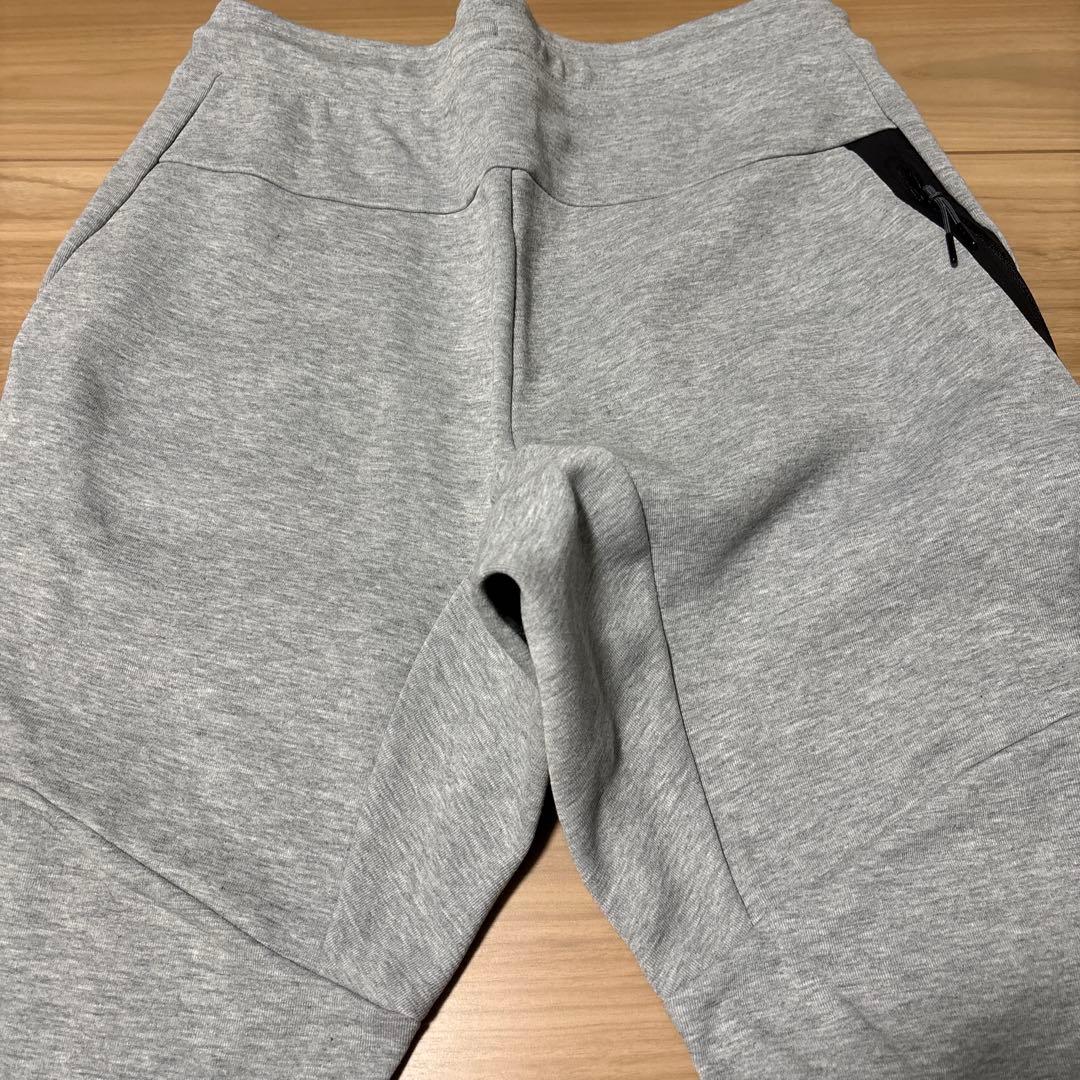 NIKEテックフリース上下セット【注意上L下M】