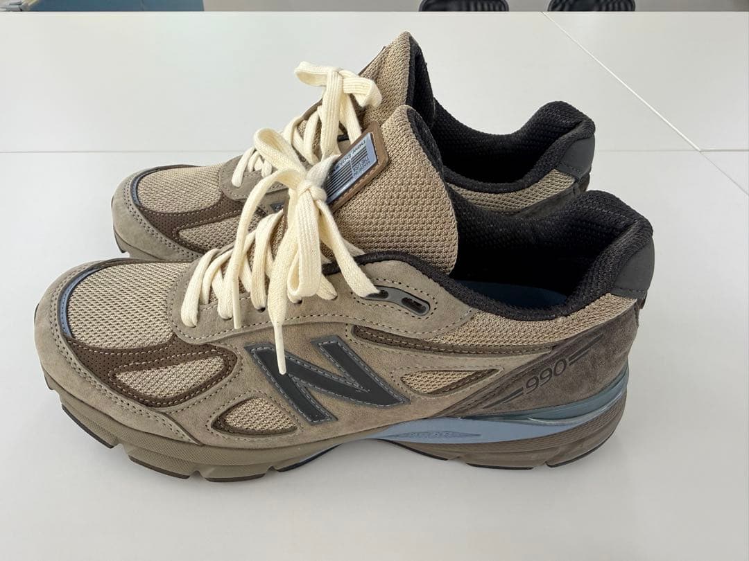 YAA様AURALEENew Balance 990 ベージュグレー スニーカー