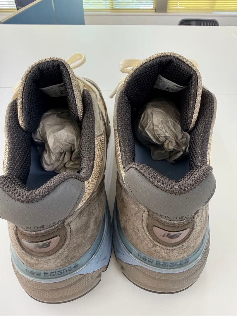 YAA様AURALEENew Balance 990 ベージュグレー スニーカー