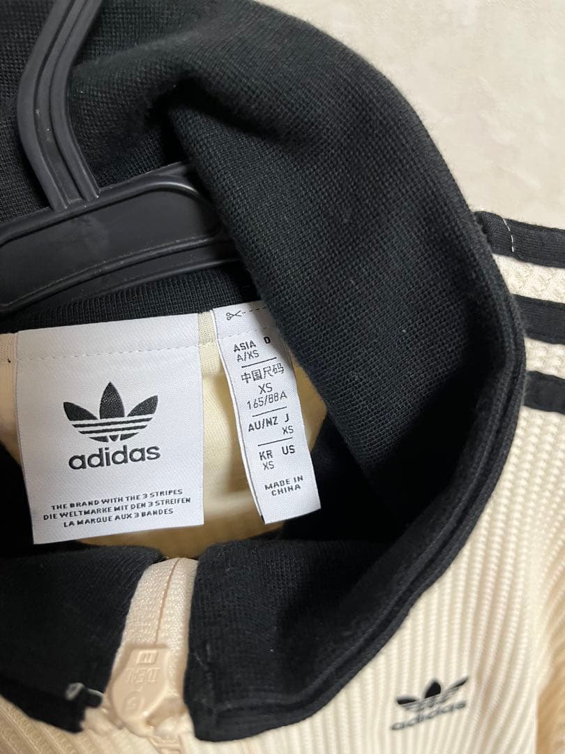 【adidas】アディカラーワッフルクラシックトラックトップXS